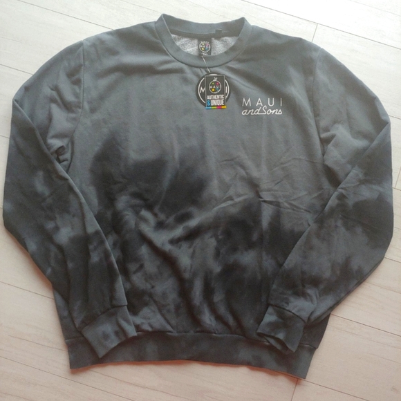 MAUI and Sons NEW Crewneck Pullover - Picture 2 of 5